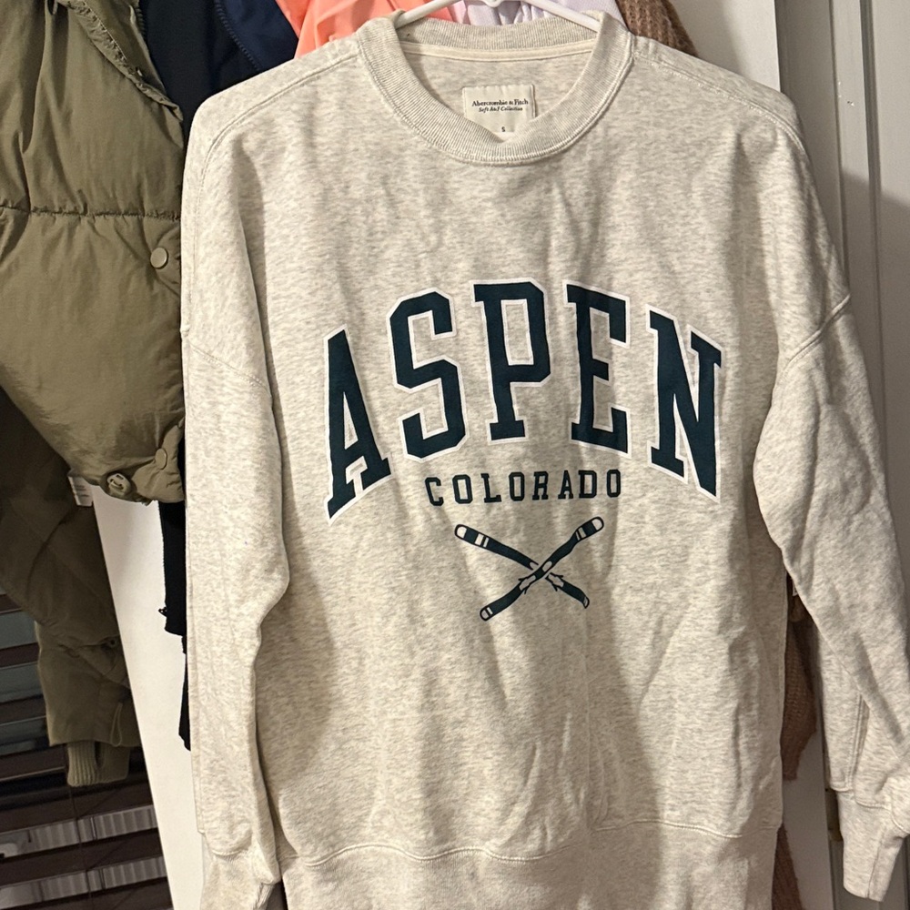 Abercrombie & Fitch Gray Aspen Colorado Sweatshirt